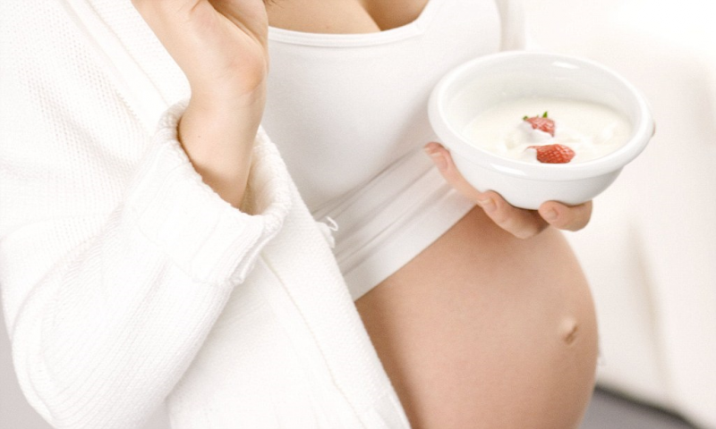 Bổ sung sữa chua vào thực đơn mỗi ngày của mẹ bầu