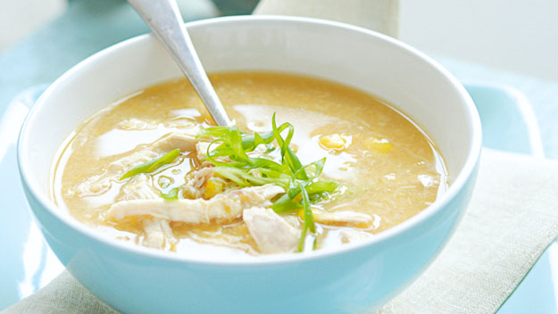 Súp gà ngừa bổ sung dinh dưỡng và ngừa cảm khi mang thai cho mẹ bầu tốt