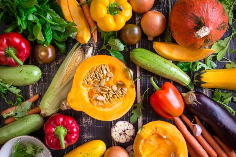 Bổ sung vitamin cần thiết cho bé thông qua đường ăn uống