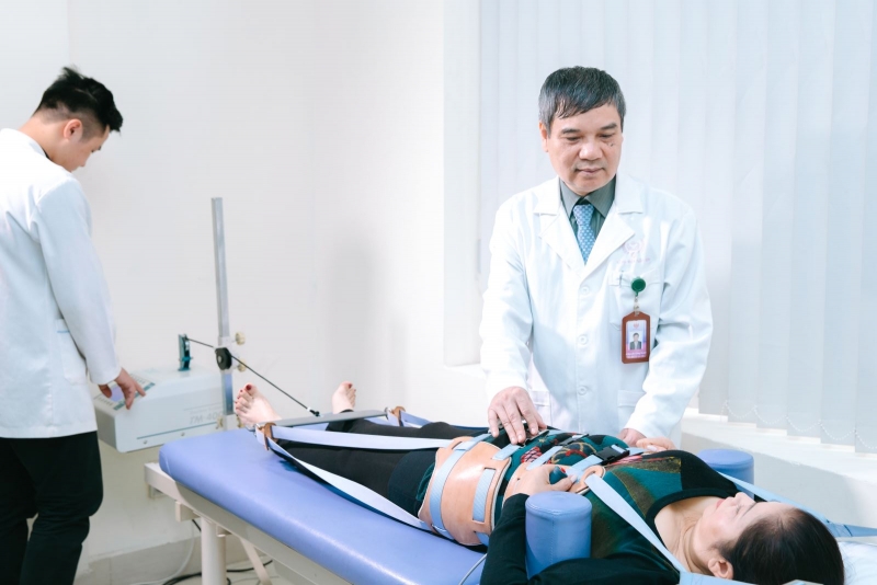 Điều trị các bệnh về xương khớp
