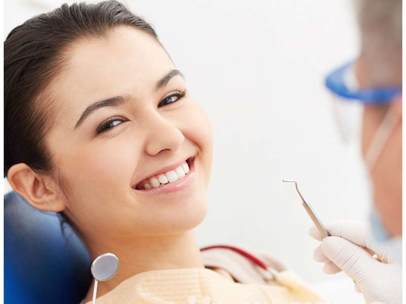 Chọn địa chỉ và phương pháp tẩy trắng an toàn cho hàm răng trắng sáng dài lâu