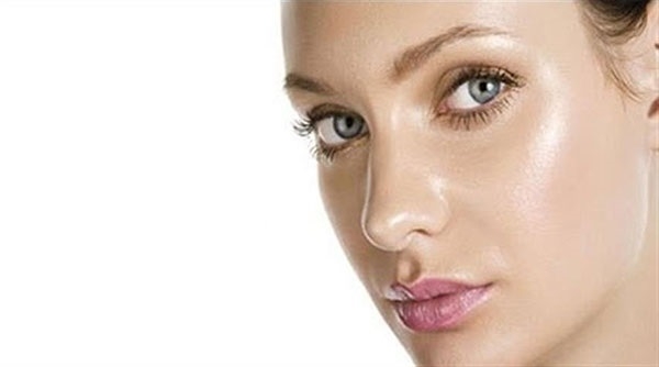 5 sản phẩm kem chống nắng được chị em săn đón 5 sản phẩm kem chống nắng được chị em săn đón