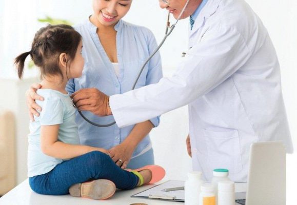 Khi nào trẻ chậm nói cần phải đi khám