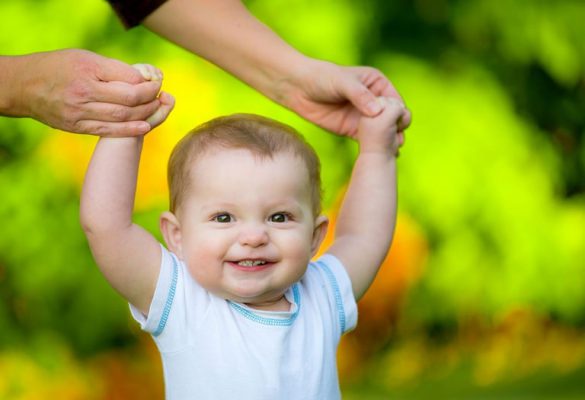 bé 14 tháng chưa biết đi