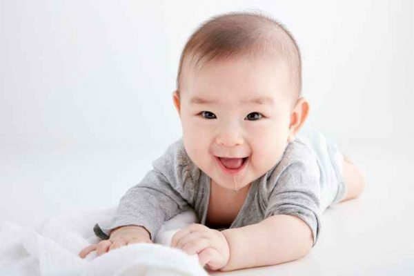 Cha mẹ không nên cho trẻ chậm bò tập bò nếu trẻ thật sự chưa sẵn sàng để làm việc đó